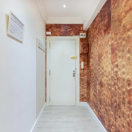 Apartment Aston - Amplio Y Sereno A Pocos Metros Del Centro *